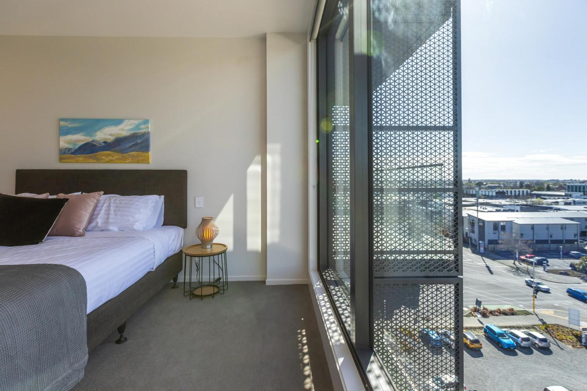 Luxury 2 Bedroom Cbd Apartment With Free Parking Крайстчёрч Экстерьер фото